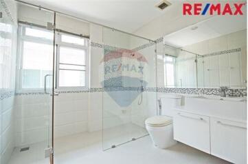 378 Sqm., 4 Beds Townhouse listed for ฿ 25,000,000.