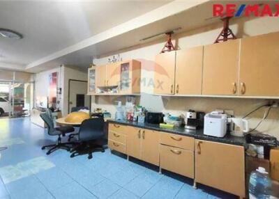 110 Sqm., 3 Beds Townhouse listed for ฿ 6,390,000.