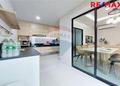 141 Sqm., 3 Beds Townhouse listed for ฿ 5,800,000.