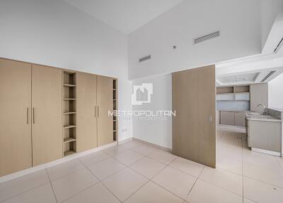 Beautiful Unit I Best price  View of the City