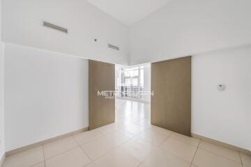 Beautiful Unit I Best price  View of the City