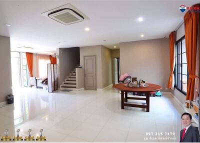 390 Sqm., 4 Beds, 5 Baths Townhouse listed for ฿ 19,900,000.