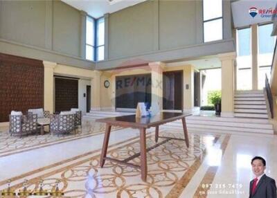 390 Sqm., 4 Beds, 5 Baths Townhouse listed for ฿ 19,900,000.