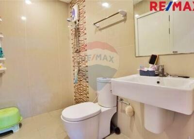 120 Sqm., 3 Beds Townhouse listed for ฿ 2,490,000.