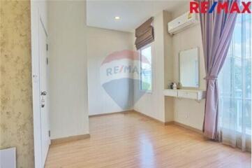 120 Sqm., 3 Beds Townhouse listed for ฿ 2,490,000.