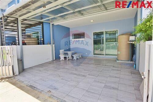 120 Sqm., 3 Beds Townhouse listed for ฿ 2,490,000.