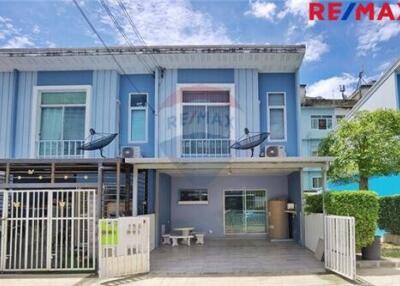 120 Sqm., 3 Beds Townhouse listed for ฿ 2,490,000.