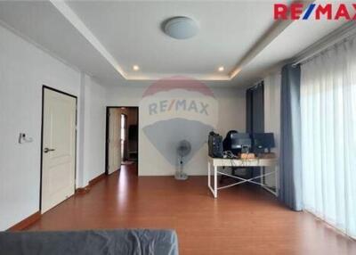 203 Sqm., 4 Beds Townhouse listed for ฿ 5,200,000.