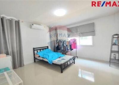 203 Sqm., 4 Beds Townhouse listed for ฿ 5,200,000.