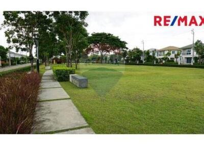 158 Sqm., 3 Beds Townhouse listed for ฿ 25,000./Month