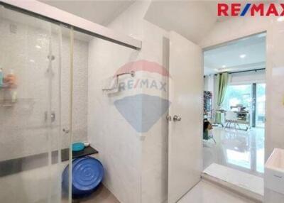 190 Sqm., 4 Beds Townhouse listed for ฿ 5,290,000.