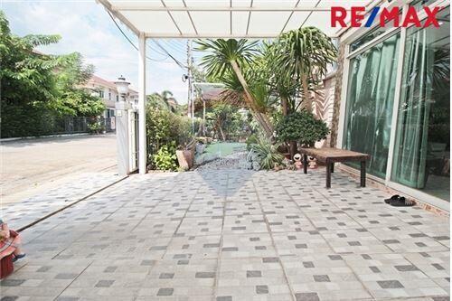 150 Sqm., 3 Beds Townhouse listed for ฿ 5,600,000.