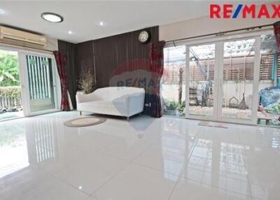 150 Sqm., 3 Beds Townhouse listed for ฿ 5,600,000.