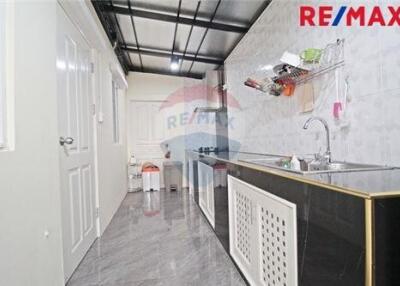 150 Sqm., 3 Beds Townhouse listed for ฿ 5,600,000.