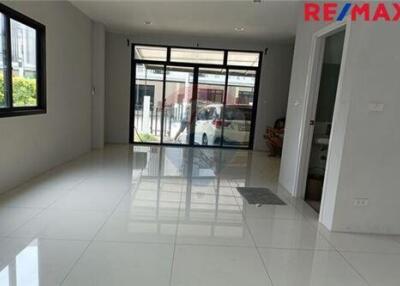 170 Sqm., 3 Beds Townhouse listed for ฿ 6,500,000.