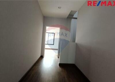 170 Sqm., 3 Beds Townhouse listed for ฿ 6,500,000.