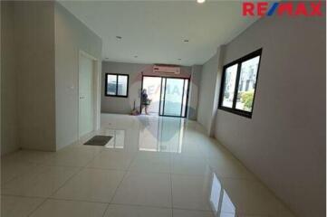 170 Sqm., 3 Beds Townhouse listed for ฿ 6,500,000.