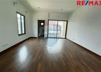 170 Sqm., 3 Beds Townhouse listed for ฿ 6,500,000.