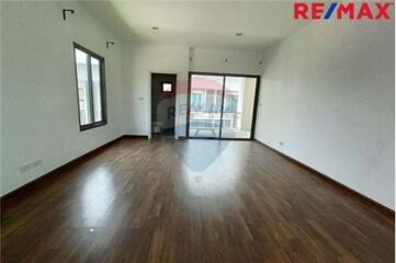 170 Sqm., 3 Beds Townhouse listed for ฿ 6,500,000.