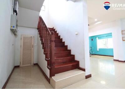 200 Sqm., 4 Beds Townhouse listed for ฿ 5,600,000.