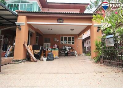 200 Sqm., 4 Beds Townhouse listed for ฿ 5,600,000.