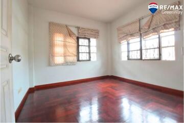 200 Sqm., 4 Beds Townhouse listed for ฿ 5,600,000.