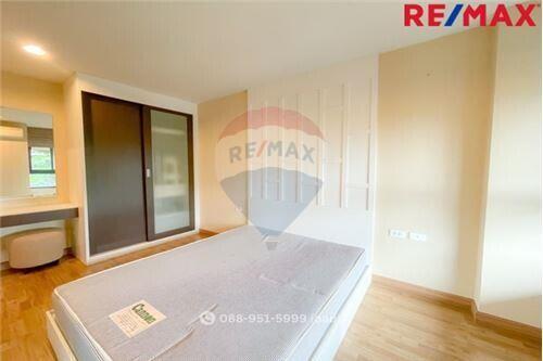 33 Sqm., 1 Bed Condo listed for ฿ 1,690,000.