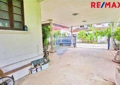 230 Sqm., 5 Beds Townhouse listed for ฿ 6,990,000.