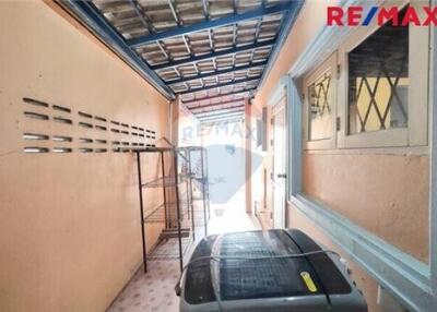 150 Sqm., 4 Beds Townhouse listed for ฿ 3,300,000.