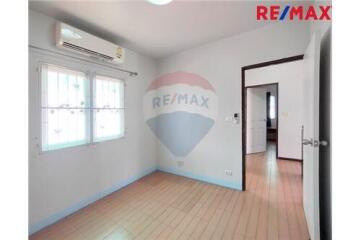 150 Sqm., 4 Beds Townhouse listed for ฿ 3,300,000.