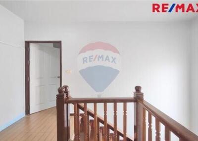 150 Sqm., 4 Beds Townhouse listed for ฿ 3,300,000.