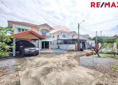 150 Sqm., 4 Beds Townhouse listed for ฿ 3,300,000.