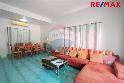 150 Sqm., 4 Beds Townhouse listed for ฿ 3,300,000.