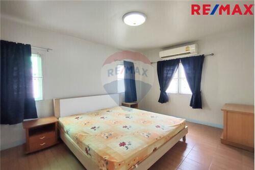 150 Sqm., 4 Beds Townhouse listed for ฿ 3,300,000.