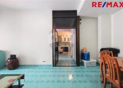 150 Sqm., 4 Beds Townhouse listed for ฿ 3,300,000.