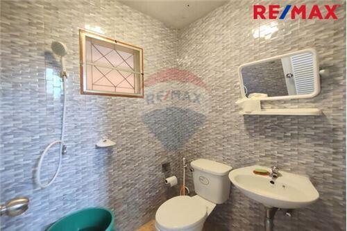 150 Sqm., 4 Beds Townhouse listed for ฿ 3,300,000.