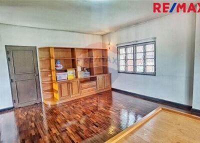 280 Sqm., 4 Beds Townhouse listed for ฿ 7,900,000.