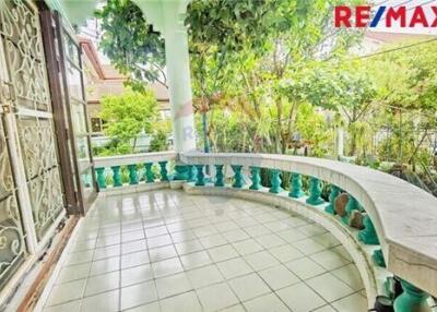 280 Sqm., 4 Beds Townhouse listed for ฿ 7,900,000.