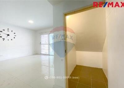 103 Sqm., 3 Beds Townhouse listed for ฿ 2,390,000.