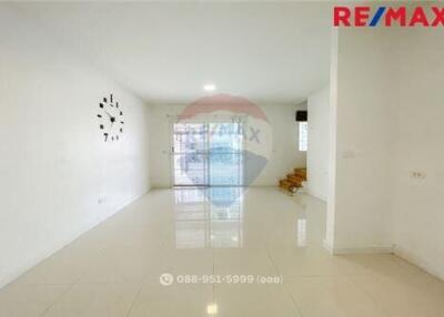 103 Sqm., 3 Beds Townhouse listed for ฿ 2,390,000.