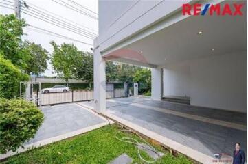 273 Sqm., 4 Beds Townhouse listed for ฿ 10,900,000.