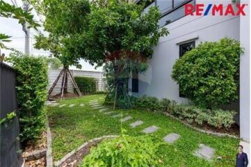 273 Sqm., 4 Beds Townhouse listed for ฿ 10,900,000.