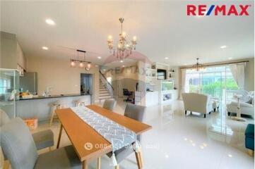 262 Sqm., 4 Beds Townhouse listed for ฿ 11,900,000.