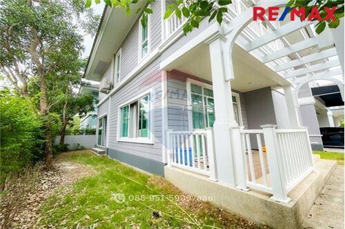 262 Sqm., 4 Beds Townhouse listed for ฿ 11,900,000.