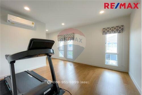 262 Sqm., 4 Beds Townhouse listed for ฿ 11,900,000.