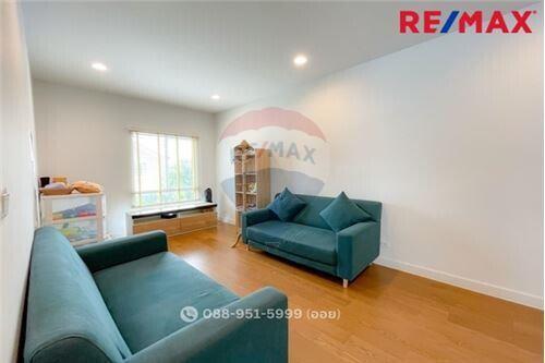 262 Sqm., 4 Beds Townhouse listed for ฿ 11,900,000.