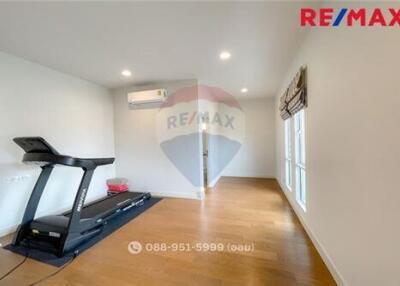 262 Sqm., 4 Beds Townhouse listed for ฿ 11,900,000.