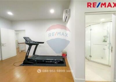 262 Sqm., 4 Beds Townhouse listed for ฿ 11,900,000.