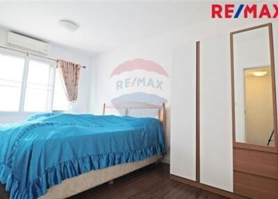 170 Sqm., 3 Beds Townhouse listed for ฿ 4,200,000.