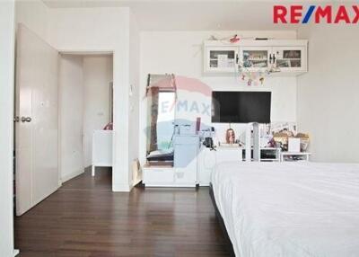 170 Sqm., 3 Beds Townhouse listed for ฿ 4,200,000.